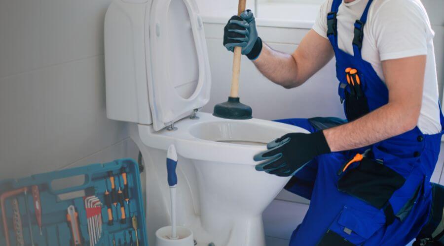 Professional bathroom faucet installation in Oakland, FL